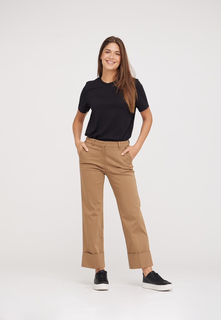 Silhouette Laurie | Judy Turn-Up Straight Crop - Camel