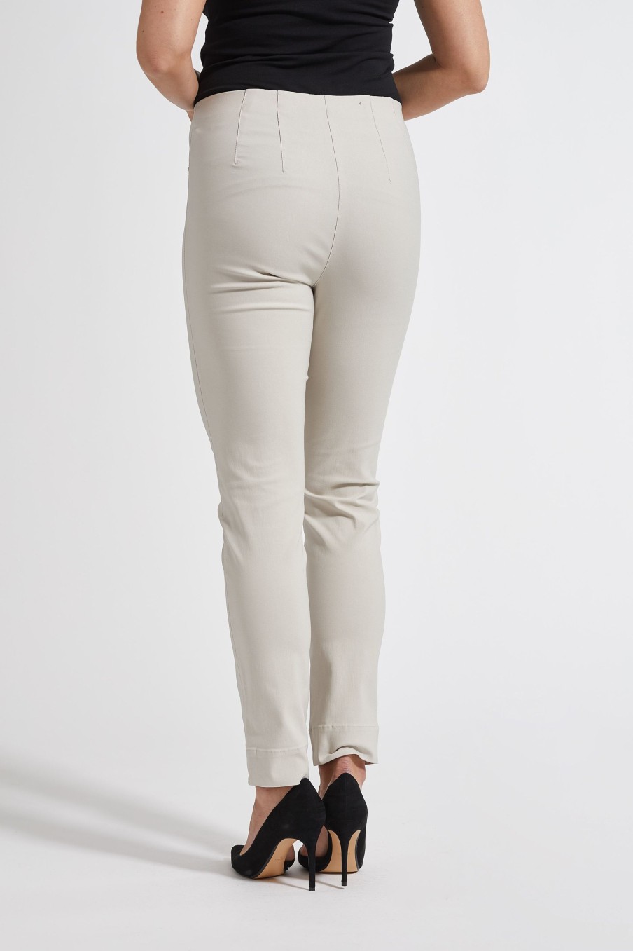 Silhouette Laurie | Vicky Slim - Short Length - Grey Sand