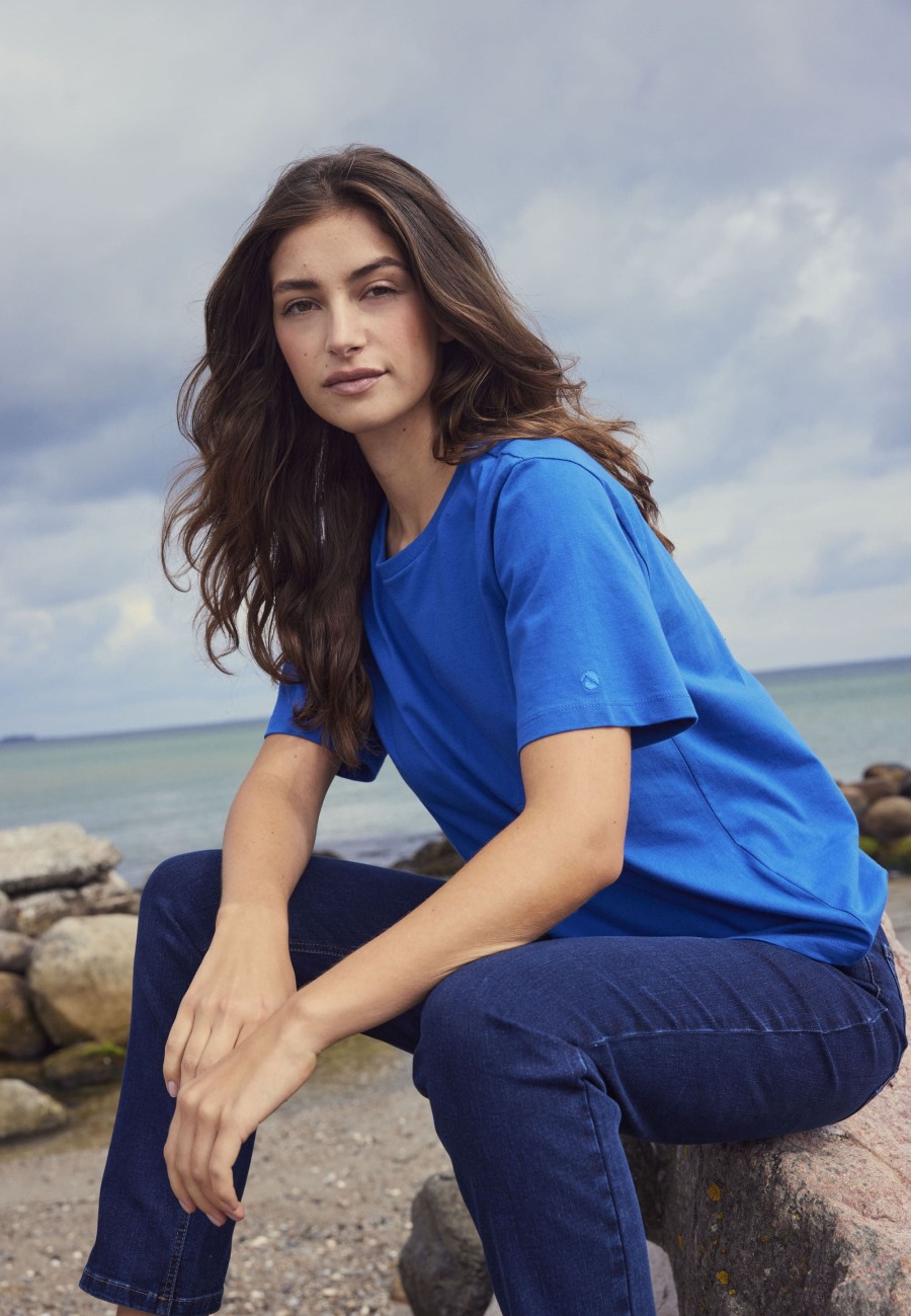 Silhouette Laurie | Augusta T-Shirt - True Blue