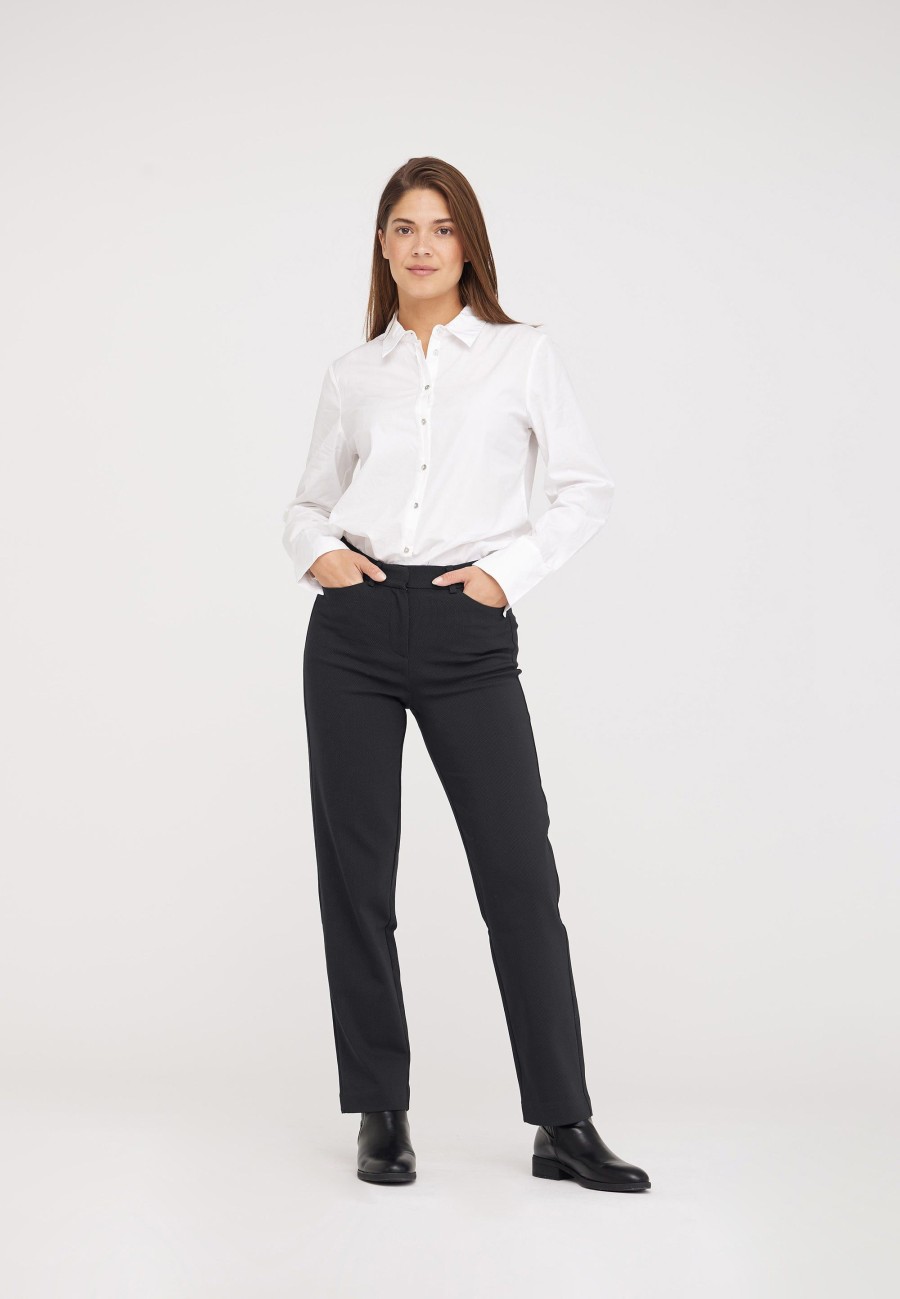 Silhouette Laurie | Teresa Regular - Short Length - Black Dot