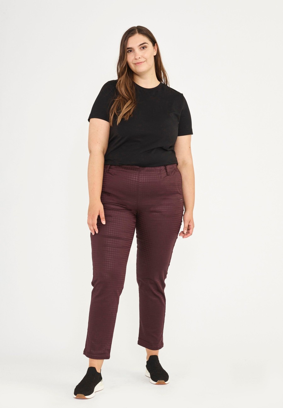 Silhouette Laurie | Taylor Regular - Short Length - Dark Plum Houndstooth Print