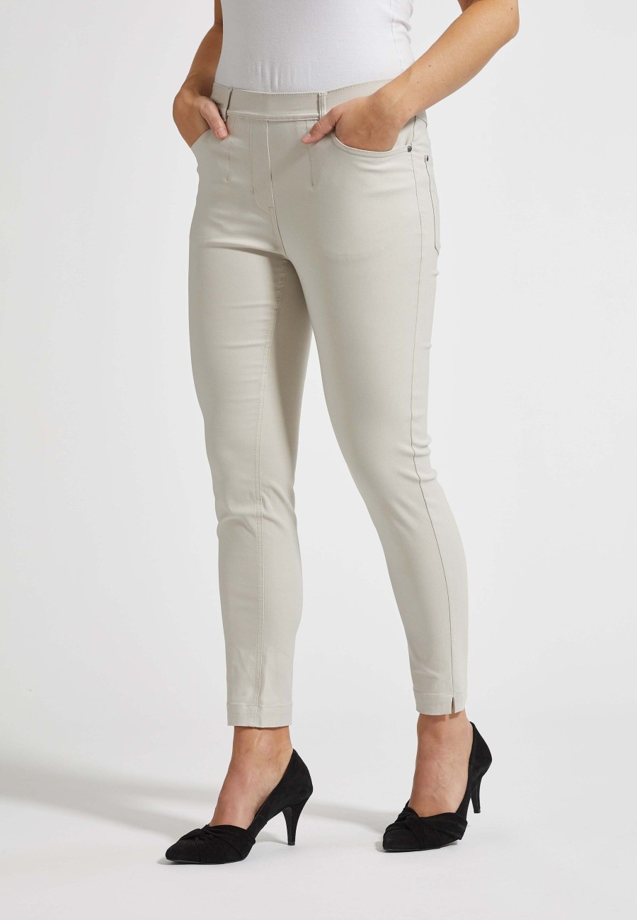 Silhouette Laurie | Faith Slim - Extra Short Length - Grey Sand