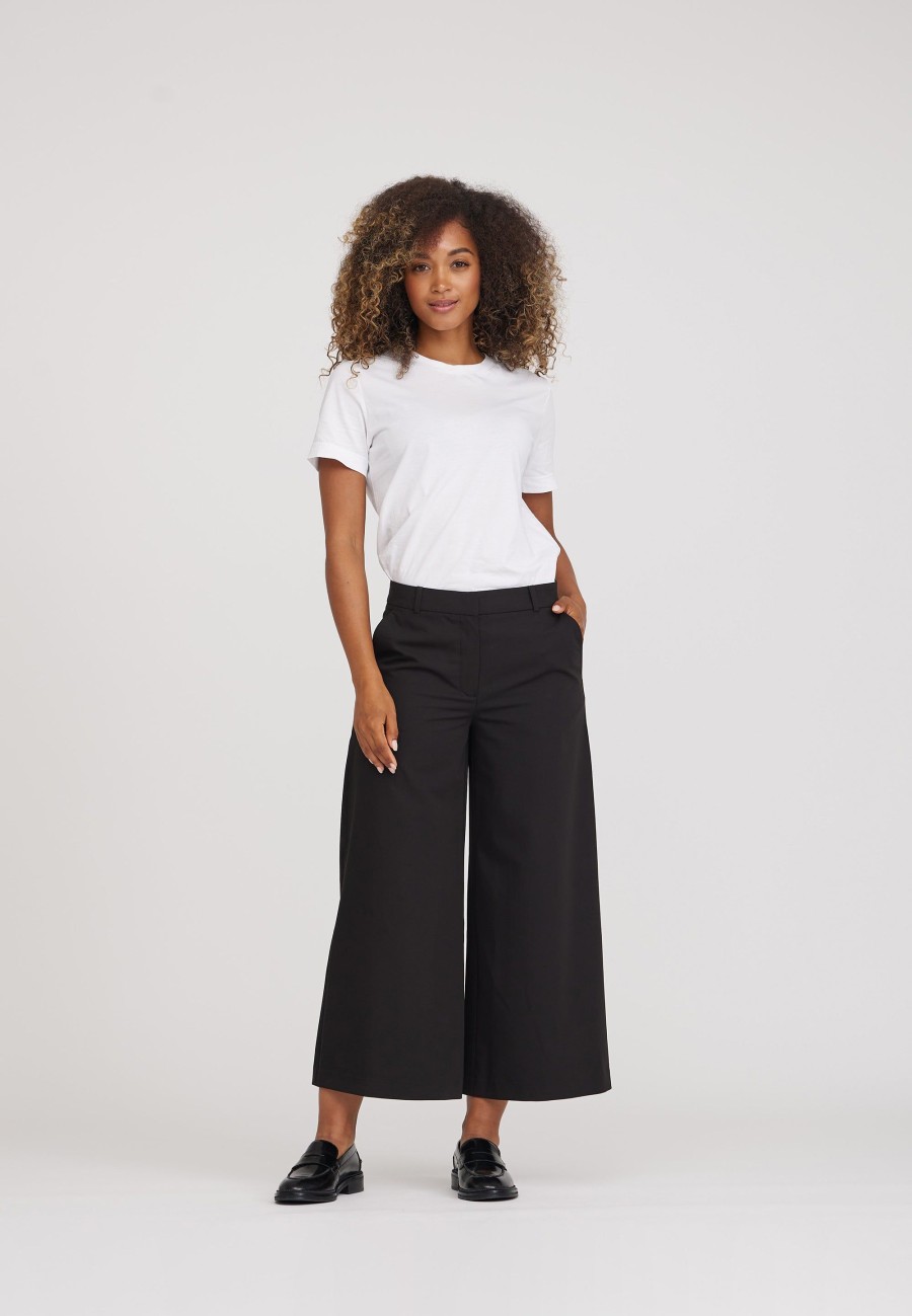 Silhouette Laurie | Crop Top Ample Lia - Noir